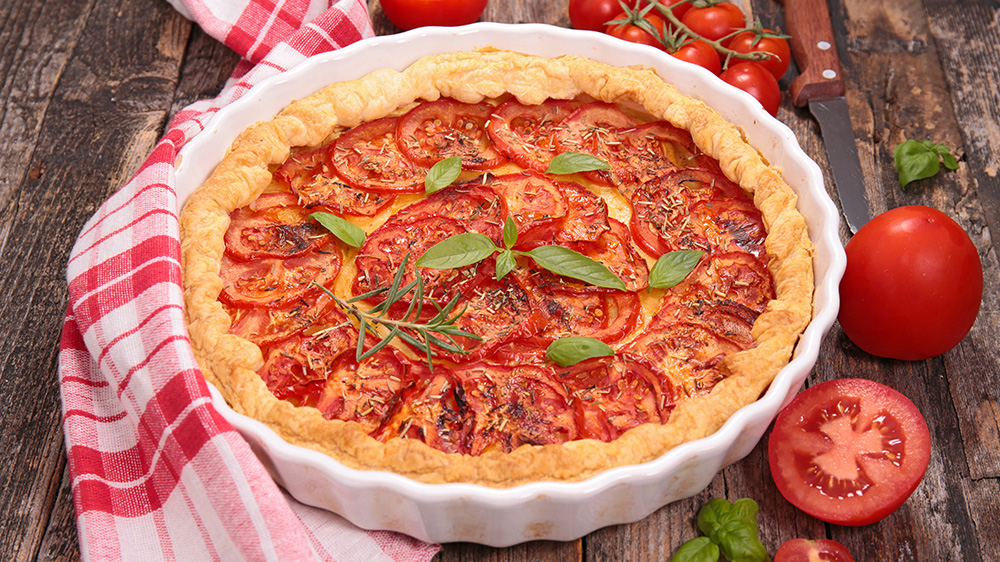 Blätterteig-Quiche mit Tomate und Mozzarella