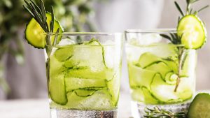 Gin Cocktail mit Gurke