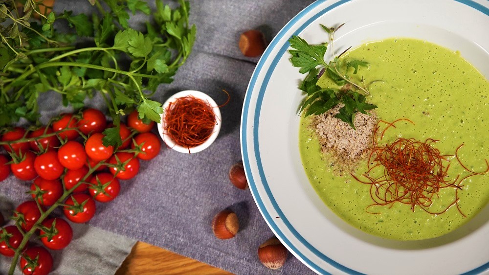 Erbsensuppe mit Zucchini – schnelles Rezept