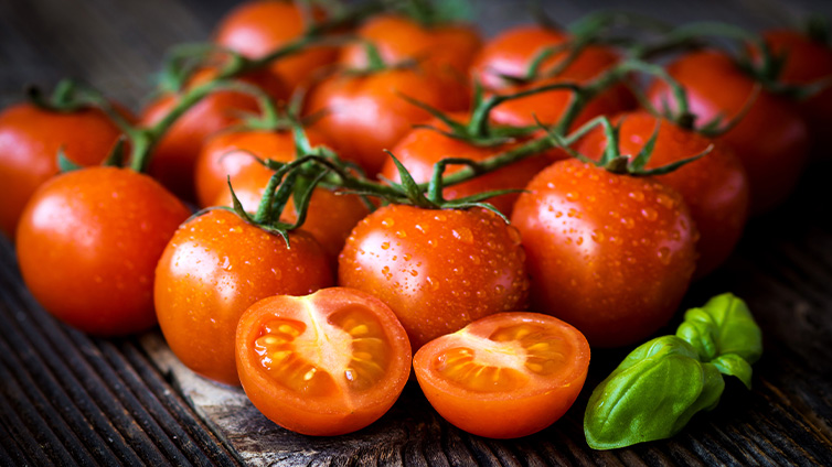 Küchenhacks: Cocktailtomaten richtig schneiden