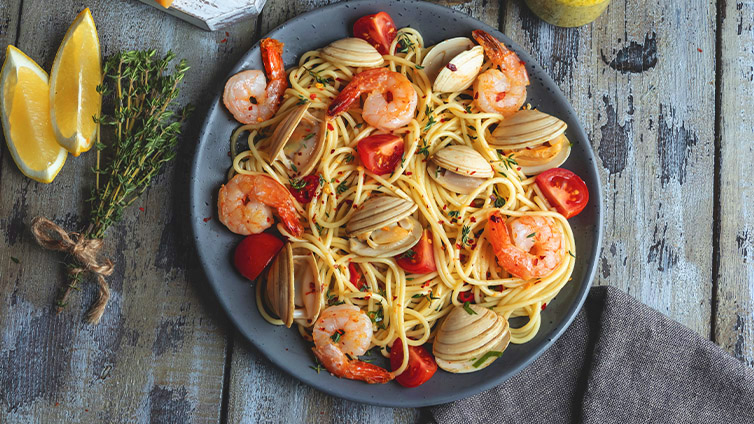 Spaghetti Frutti di Mare von oben auf Teller