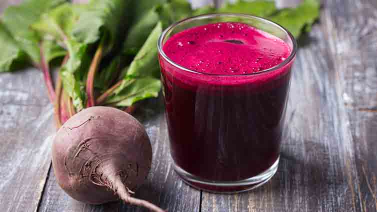 Rote Beete Saft im Glas