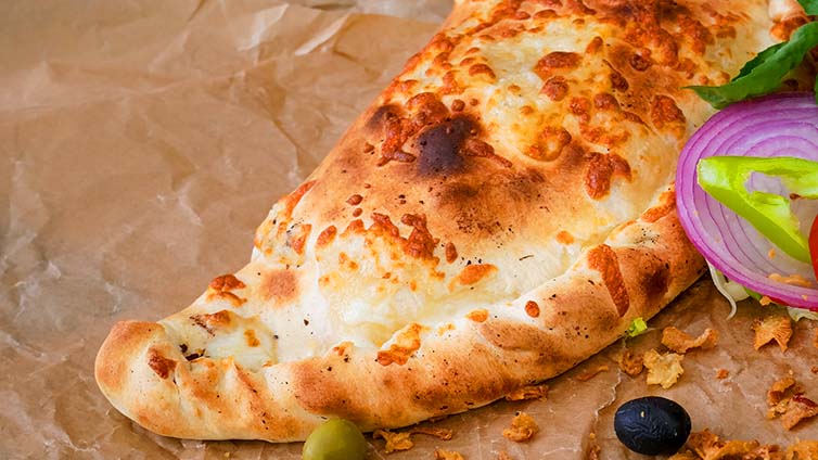 Calzone auf Papier