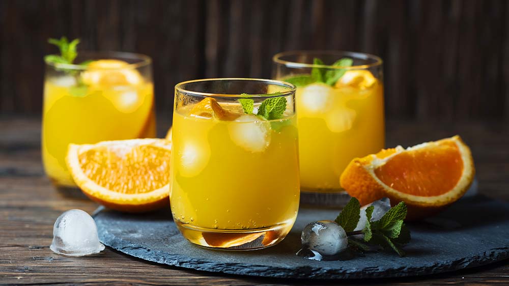 Der Sommer Cocktail Touchdown im Glas