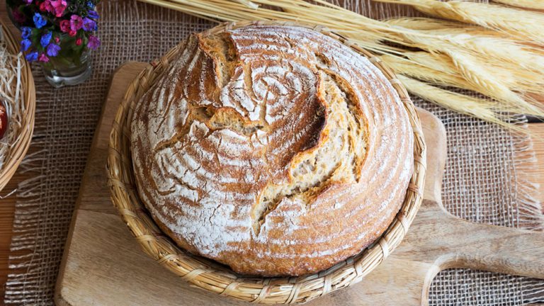 Brot im Gärkorb