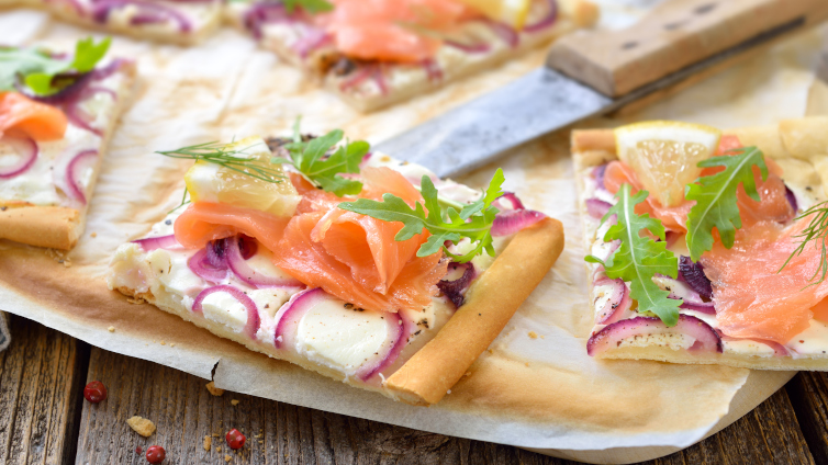 Flammkuchen mit Lachs