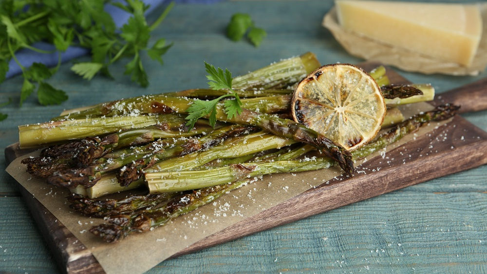 Gebacken: Grüner Spargel 